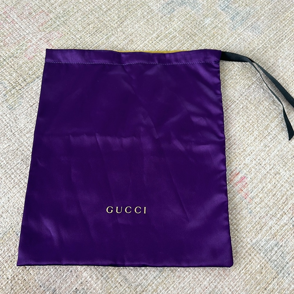 Gucci purple silk dust bag